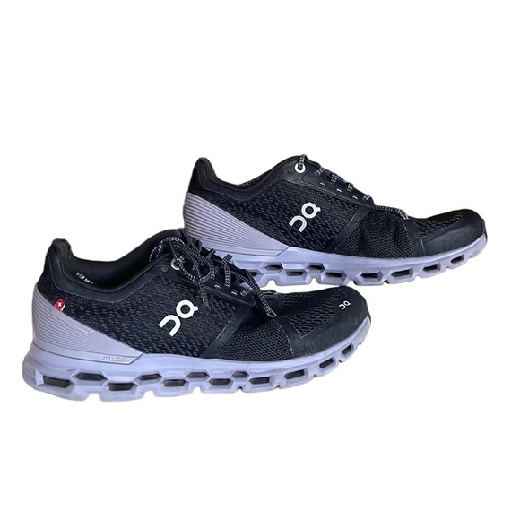 On Running Shoes - On Cloud helion speedboard tennis shoes